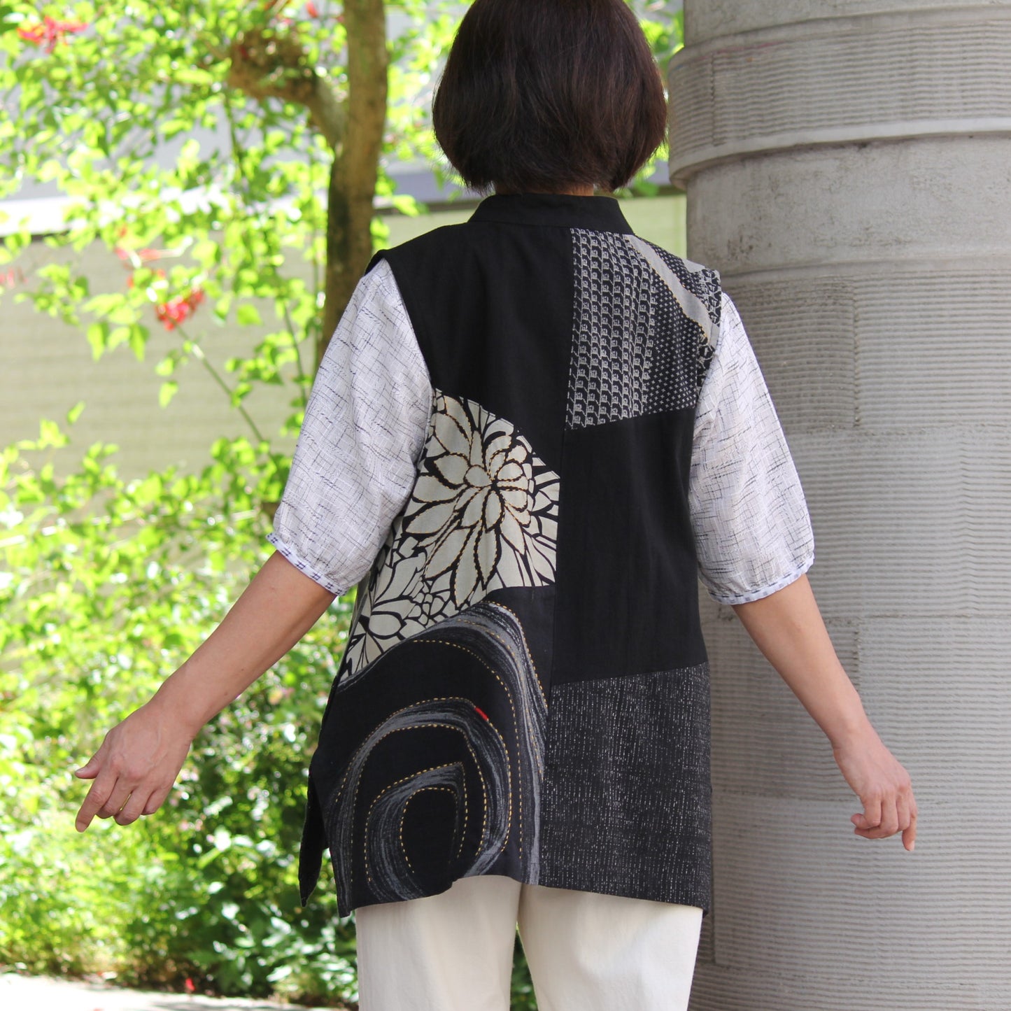刺し子ろうけつベスト